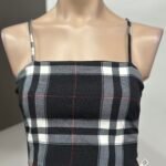 Top de crep cuadrado estampado