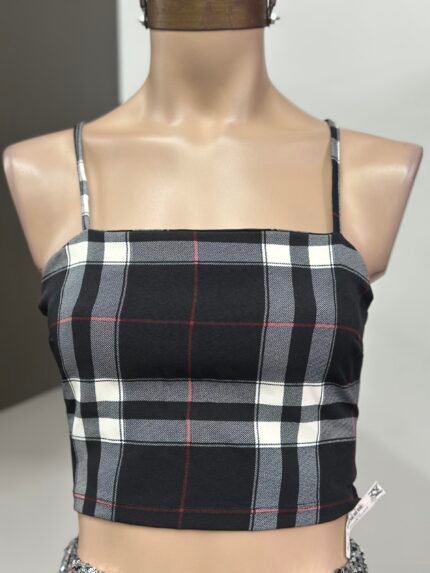 Top de crep cuadrado estampado