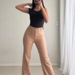 Pantalón engomado recto básico