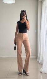 Pantalón engomado recto básico - Imagen 4